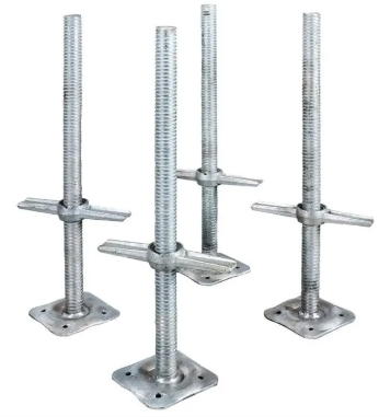 Adjustable metal scaffolding base jacks